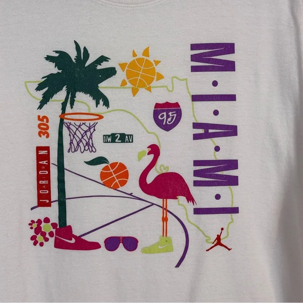 Jordan Miami White Short Sleeve Graphic T-Shirt L